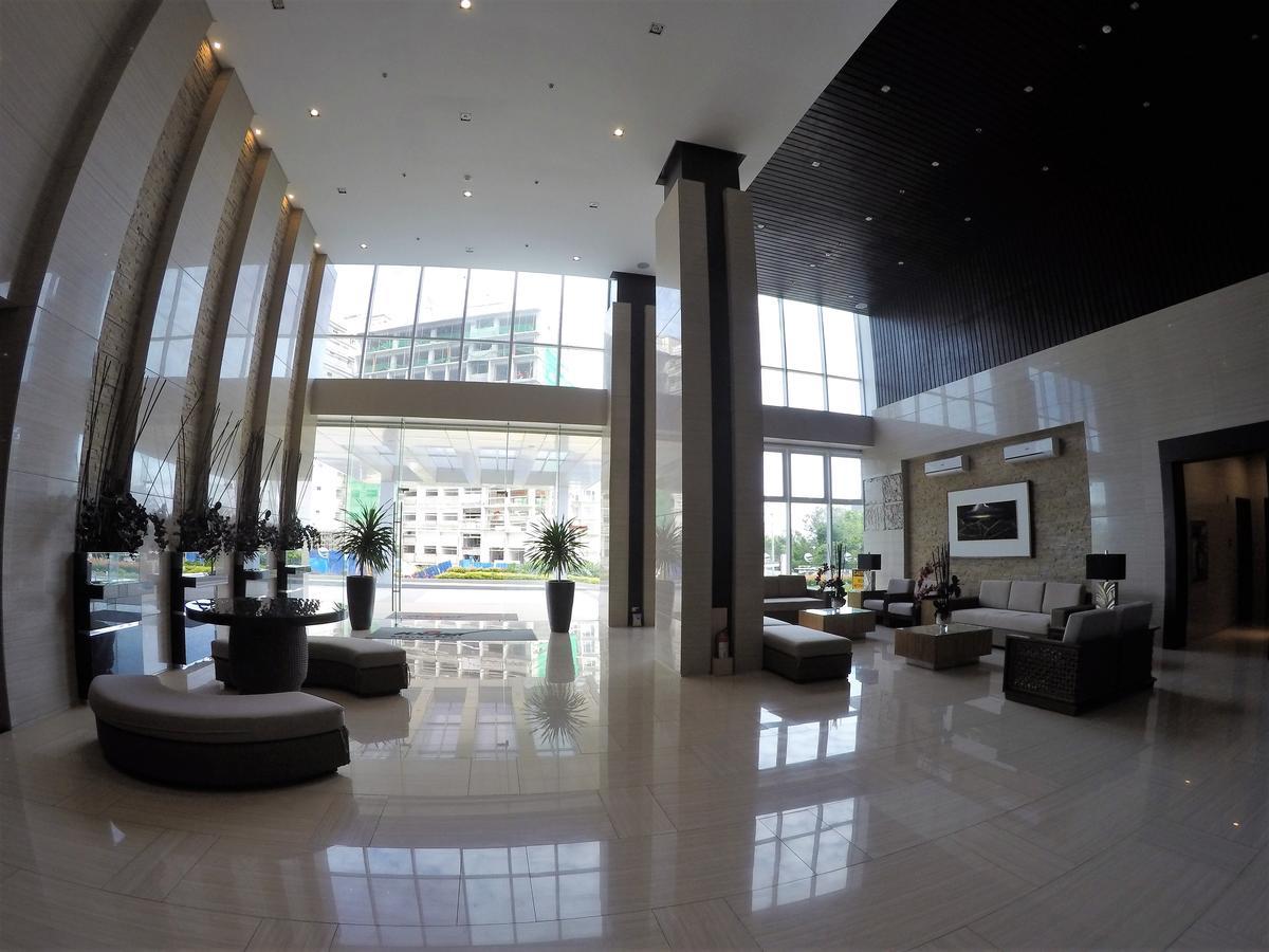 Wind Residence Condo - Tagaytay By Jaderooms Tagaytay City Exteriér fotografie